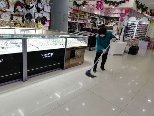 修武陽(yáng)光家政和焦作霞光物業(yè)公司員工在四城連創(chuàng)工作中做出了突出貢獻(xiàn)